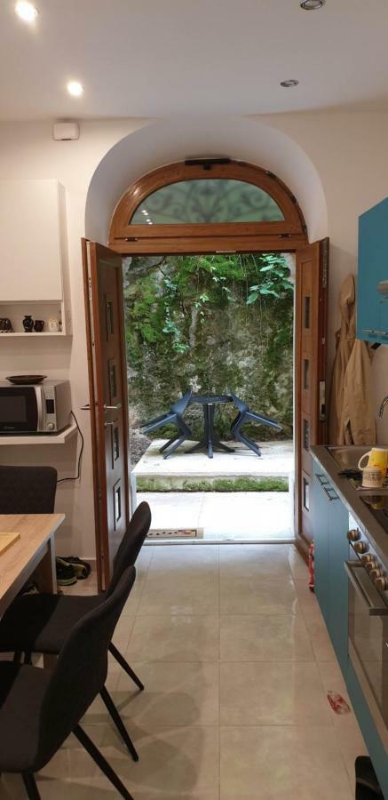 Apartment Kaza In Center, With Terrace, Private Parking, Step To The Sea Opatija Zewnętrze zdjęcie